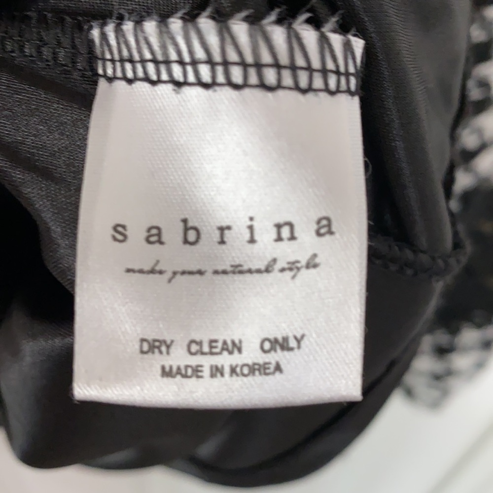 Clothes - Picture 10 of 10